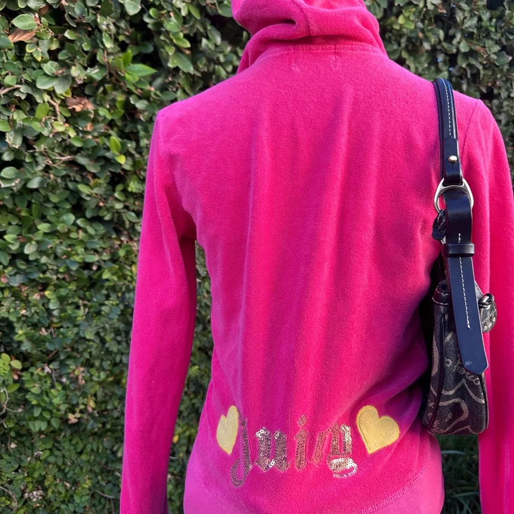 ✨2000’s Juicy Couture hot Pink zip up - Picture 3 of 7